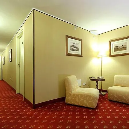 ゲストハウス Centro 4*