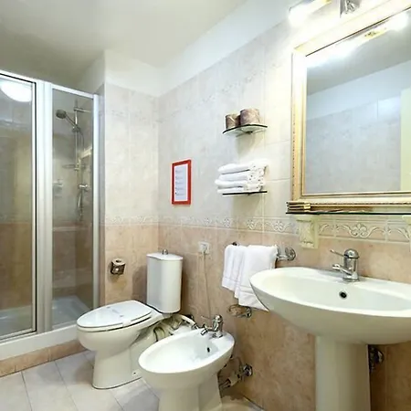 Centro ゲストハウス カターニア