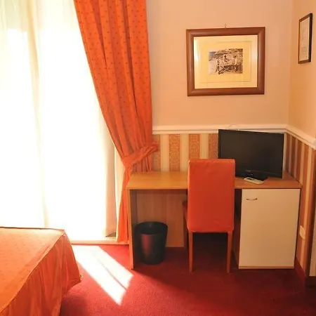 ゲストハウス Centro カターニア