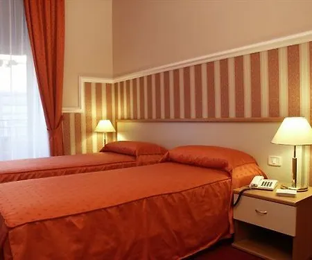 Centro 3*